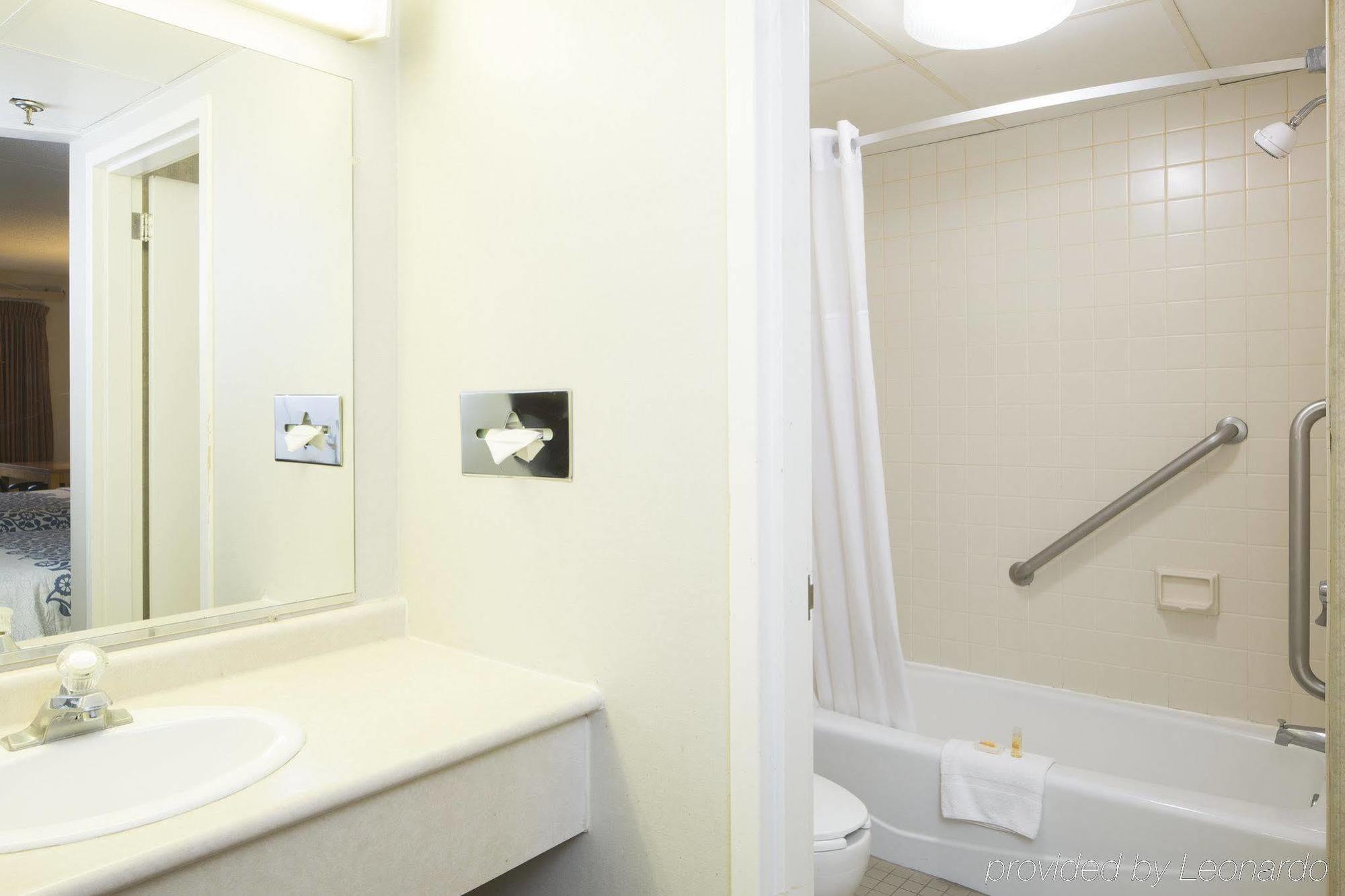 Hotel Days By Wyndham North Harrisburg