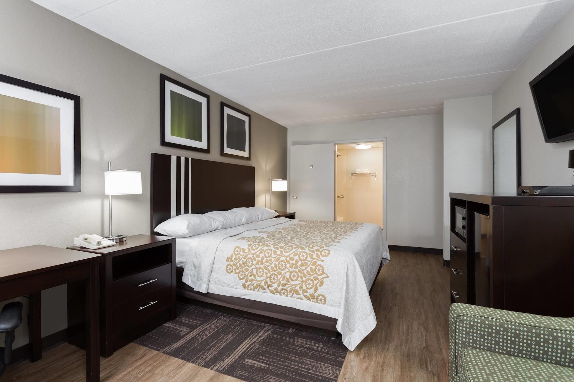Days By Wyndham North Hotel Harrisburg