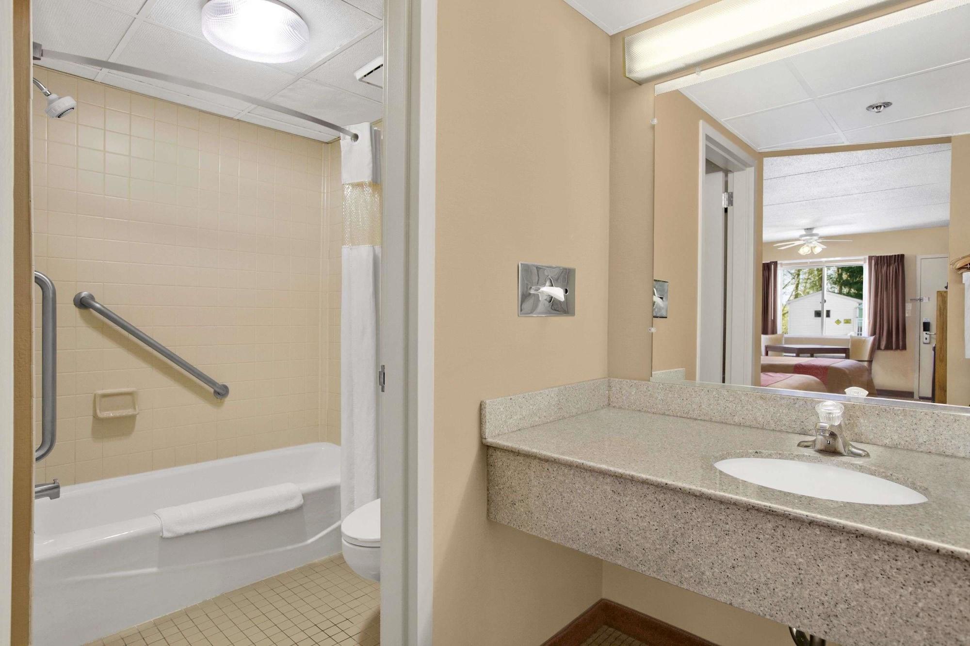 Hotel Days By Wyndham North Harrisburg