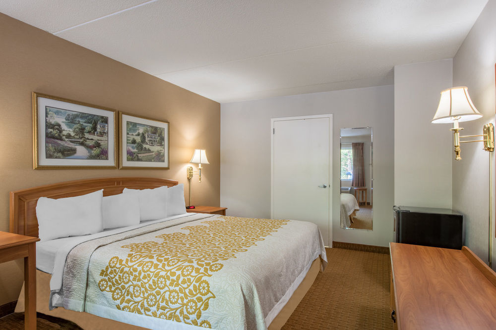 Hotel Days By Wyndham North 3*